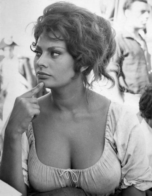 Sophia Loren Nudes &amp; Noises  