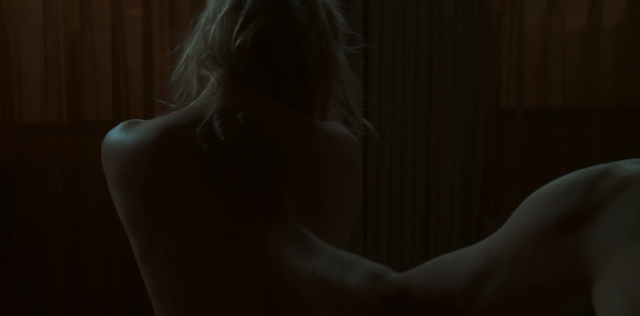 odd-film-stills:  Sky (2015) dir. Fabienne Berthaud 
