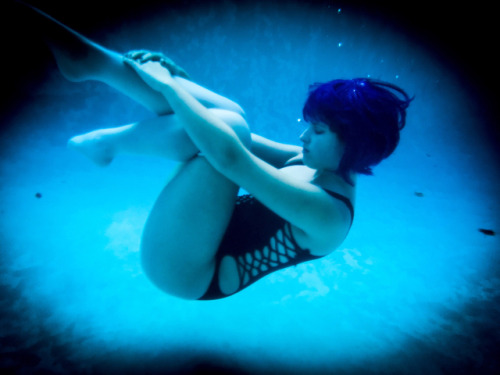 Time to Deep Dive&hellip; Motoko Kusanagi underwater photoshoot today Thank you @distractedcosplay a