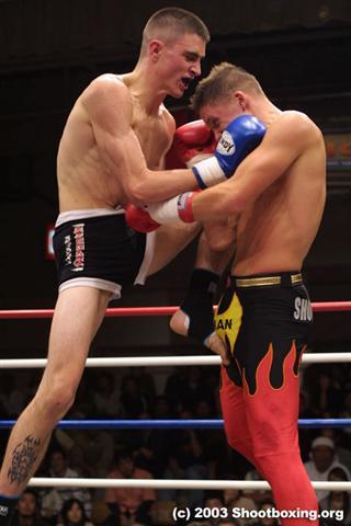 arcticboxing:  white boys kick boxing