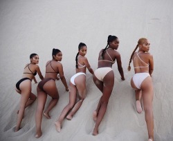 igxbaddies:  @eenahsanairb , @rachyrosee , @dawnamelina , @basicallyperfffff &amp; @azizamour_ 