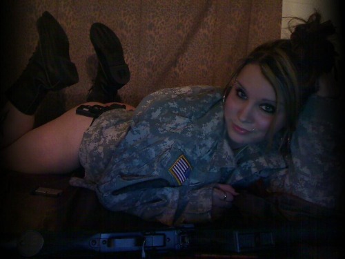 Army life porn pictures