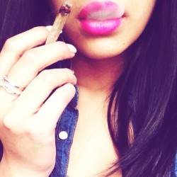 theganjagirls:  #sexy #lips @prrplegrrl http://bit.ly/17Pl7ZJ
