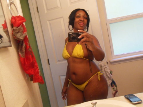 jazziedad:  Sexy Curvy Wilomina
