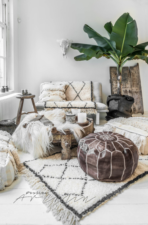 amazing neutral boho lounge