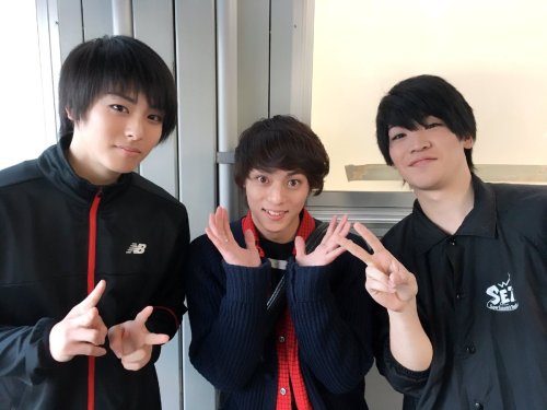 engekihaikyuu:Takato and Hayate went to go see Cheer Danshi today!  Takato’s former Burimyu cast-mat