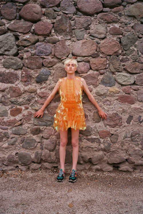 20aliens:  Jasmine Deporta