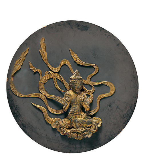 飛天像ApsaraJapan, Heian period (794–1185), late 11th to early 12th centuryLacquered and gilded Japanes