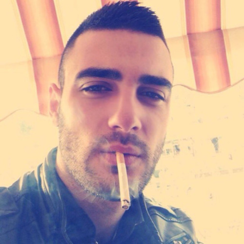ottawapervpig:damn hot man