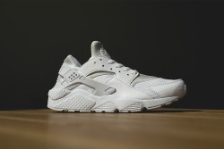 sneakotic:  Nike Air Huarache “Triple White” 