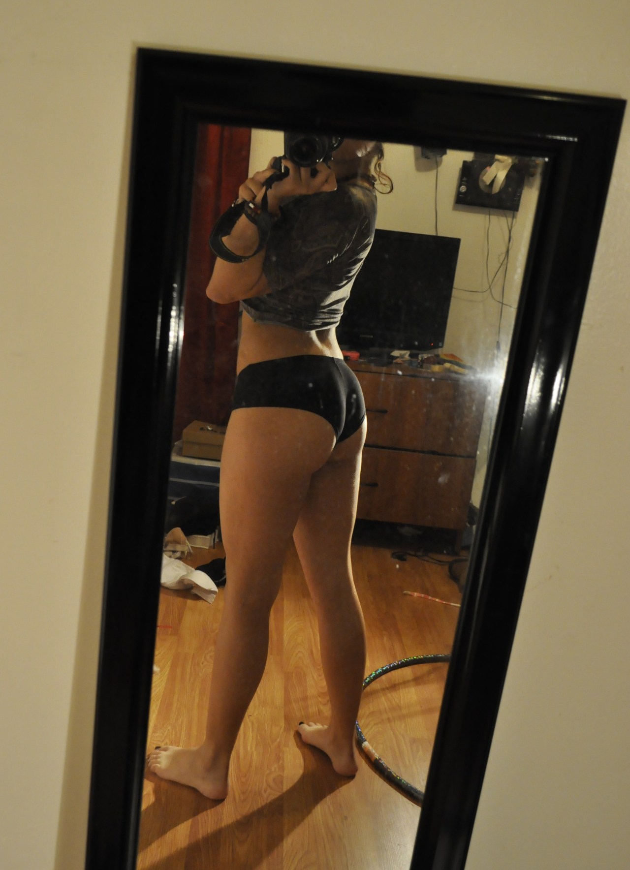watashi-wa-kitty-chan:  although I can’t walk normal because I’m super sore,