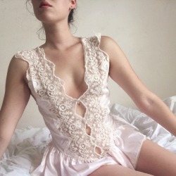 coffee&ndash;queen:  Selling this beautiful light pink lace teddy, size small. Lbvintage.storenvy.com 