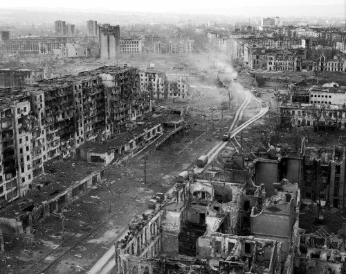 fuckyeahplattenbau: Grozny is the capital city of the Chechen Republic, Russia, 90s