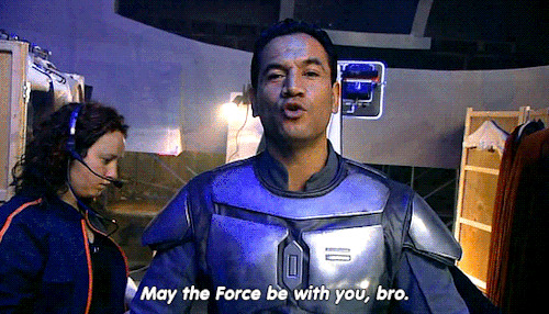 prequelsnet:Temuera Morrison behind the scenes of Attack of the Clones