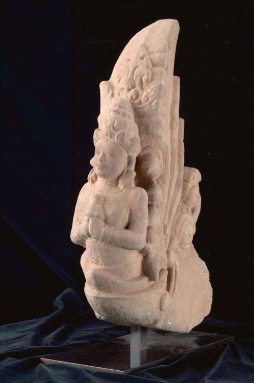 Devata emerging from the mouth of a naga, Cham aart from Vietnam