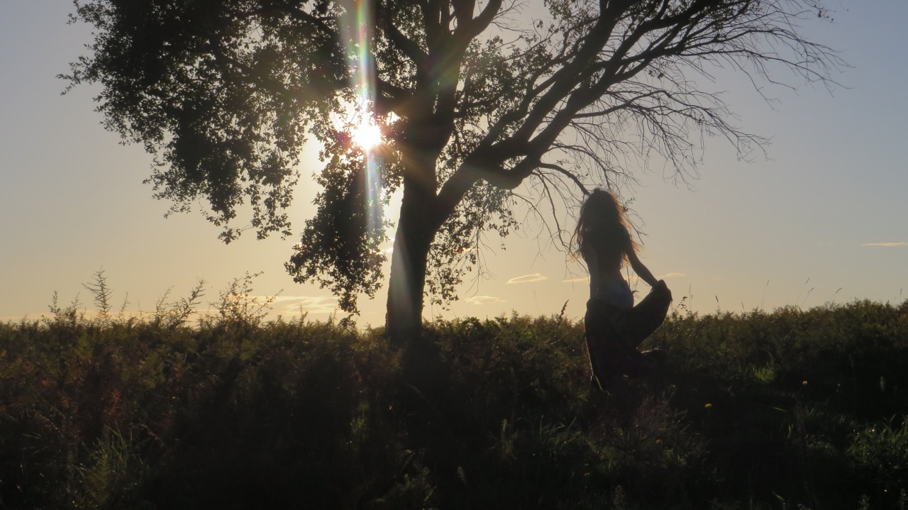 whitedevil-blackjesus:there’s no better loneliness than the one where you find