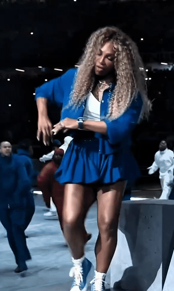 SERENA WILLIAMS During Kendrick Lamar’s Halftime Show At Super Bowl LIX 