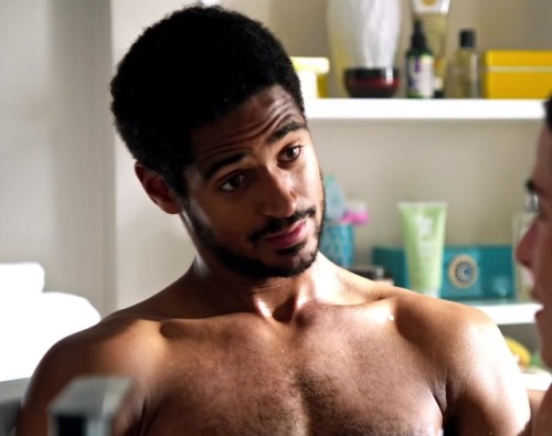 hotashellcelebmen:  More here :https://auscaps.me/2017/02/27/alfred-enoch-shirtless-in-how-to-get-away-with-murder-3-10-were-bad-people/