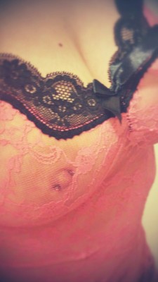 love-for-the-xxx:  Lingerie fun