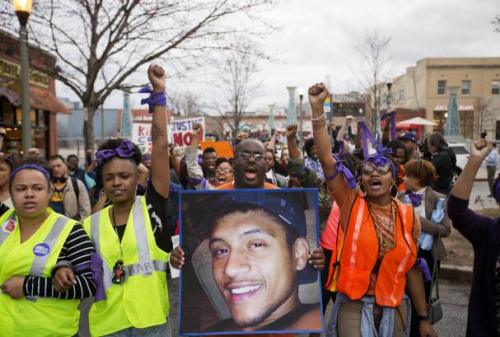 liligiworld:goodblacknews:PROTEST: Hundreds Shut Down Decatur, GA For #AnthonyHill, U.S. Veteran Kil