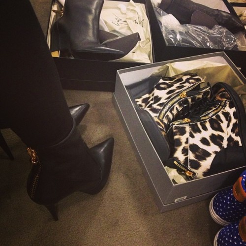 diorandkors:  diorandkors.tumblr.com/
