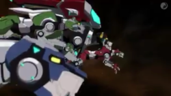 voltronnecks:  Pidge in the season six trailer appreciation post.