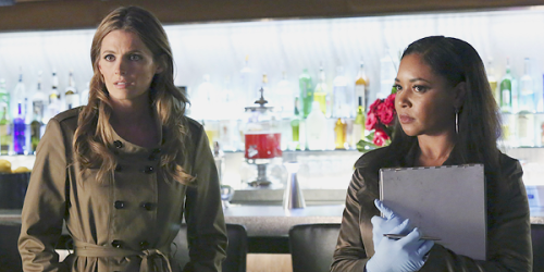 [CBO] Stana Katic e Tamala Jones são dispensadas de “Castle” É o fim de Caskett. O Deadl