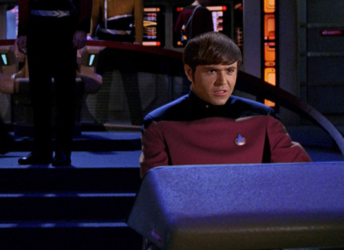 geiszlerandgaila: Star Trek TOS characters in TNG uniforms Source [1 2] Via [1 2]