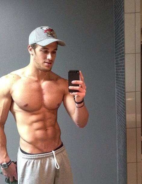 furrypty:  Indulge your senses with the beauty of the male shapes! 
