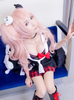 scandalousgaijin:  Junko Enoshima - Lechat 