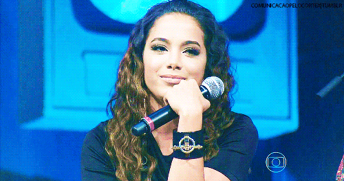 garota-tropicalia:  Pitty debate com Anitta sobre machismo e comportamento masculino