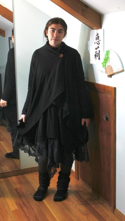 jaydeeclipse: Gloomy day = dark colored clothes Black dress - DresslilyLace dress - AliexpressTurtle