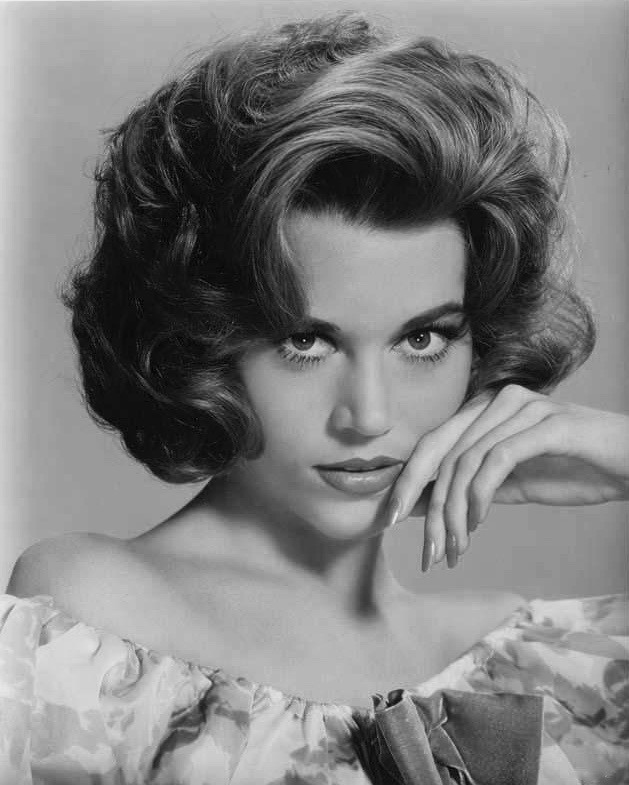 summers-in-hollywood:Jane Fonda photographed in 1963
