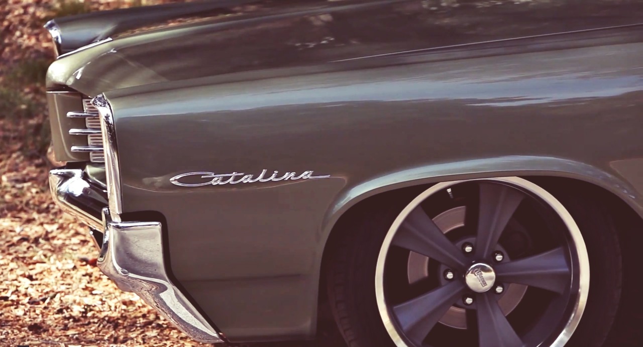 wagon-heritage:  theoldiebutgoodie:  1964 Pontiac Catalina Safari. by @drivenetwork