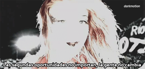 darkmotion-deactivated20220613:  Misery Bussines - Paramore 