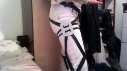 this is what I managed to make of the belt thing so far, still need to adjust some things,  and now gonna do the vest part