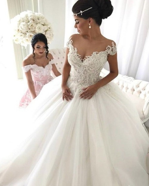 babyonlinedresses: The one❤️ Item code: WD0003 #weddingdress #ballgownweddingdress #offtheshoulder #