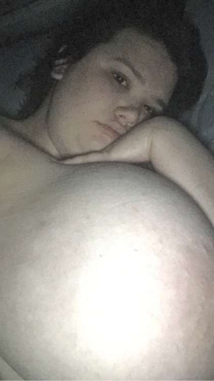 itskaitiecali:  Monster side boob hhaha not adult photos