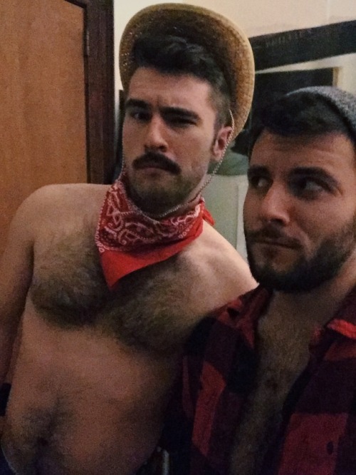 carldangerous:Halloween behind the scenes
