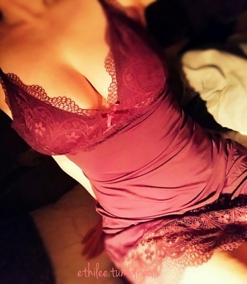 ethilee:  Got a new something today …🐦 adult photos