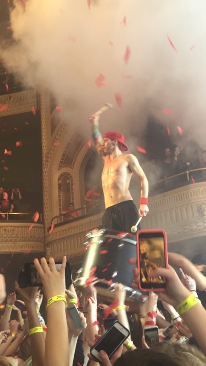 joshdunverified:Blurryface Tour | Winnipeg 4/4/16
