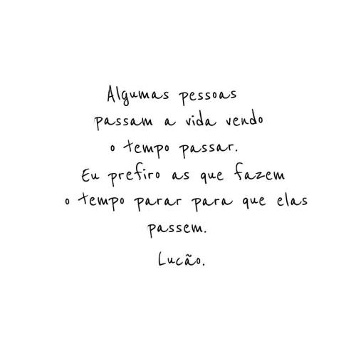 frasespoesiaseafins:  via Abra o Bico