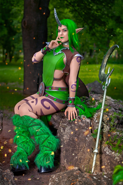 Dryad Soraka from League of LegendsCosplayer: Miharu CosplayPhoto: Sarmai