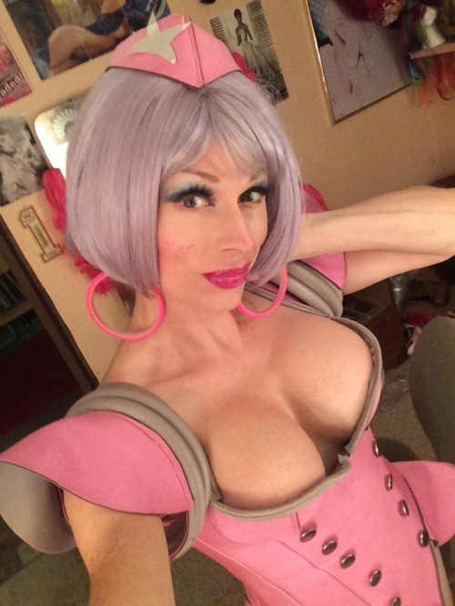 taraemory:  Cummander Asstra Galastica reporting for duty tonight for the Space Hooker party!  😍😍😍😍😍😍😍😛😛