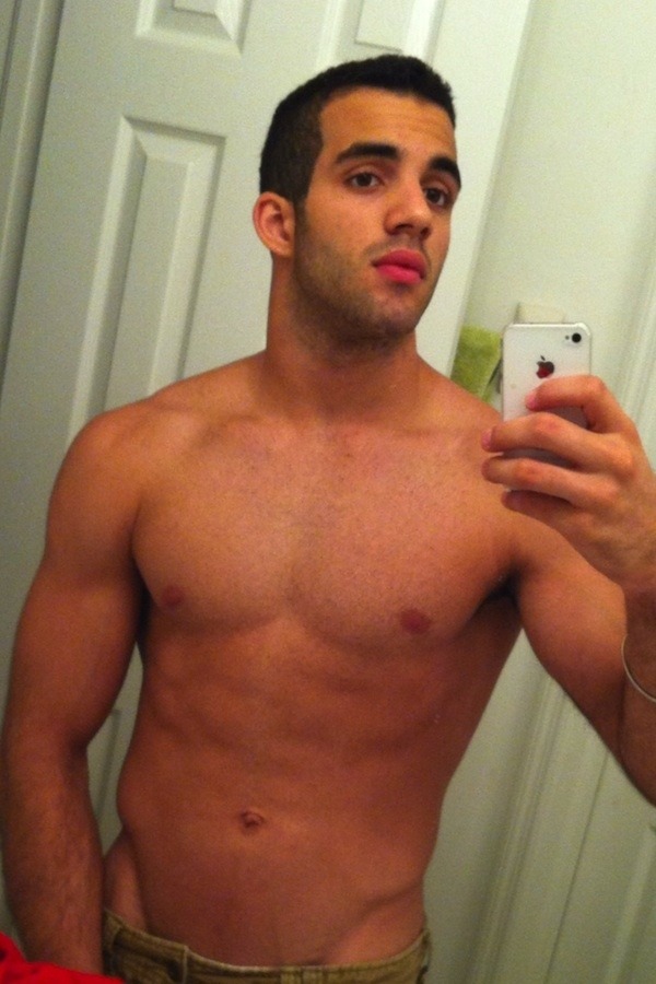 ga-ga-gay:  Danell Leyva