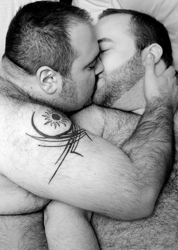 bearchaser:  hunghairybear:  Beautiful  that nipple!