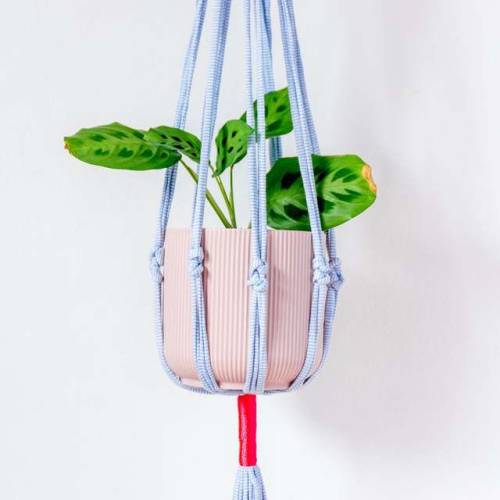 Macrame Plant Holder //OnyAtelier