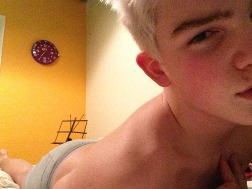  pale twink 