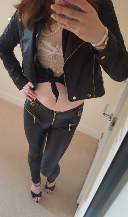 mainlyusedforwalking:  Rolling around the house in leather trousers.