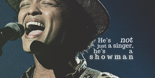  ❝  Minutes after minutes, Bruno Mars alternates the atmospheres, a way of blowing